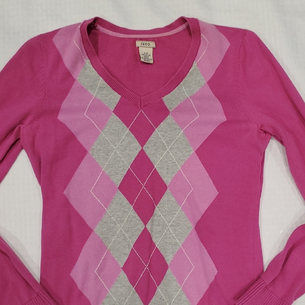 Izod Pink and Gray V-Neck Argyle Sweater - Picture 2 of 7